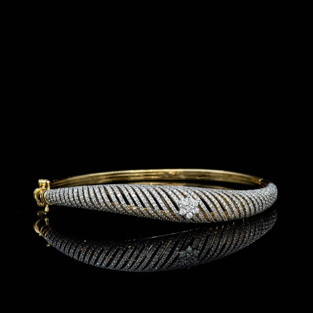 Diamond bracelet